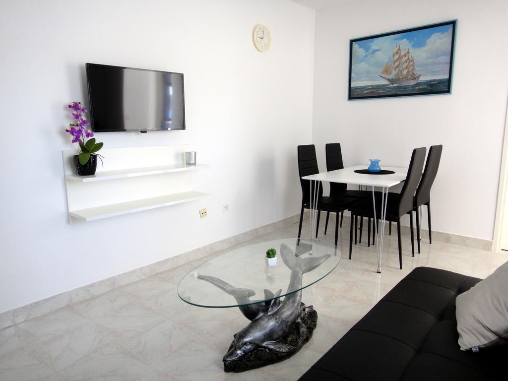 Apartments Blu Mare Sevid ภายนอก รูปภาพ