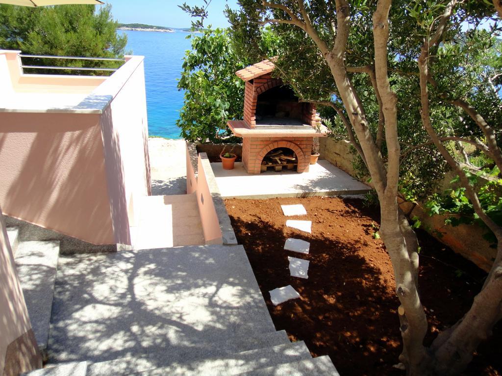 Apartments Blu Mare Sevid ภายนอก รูปภาพ
