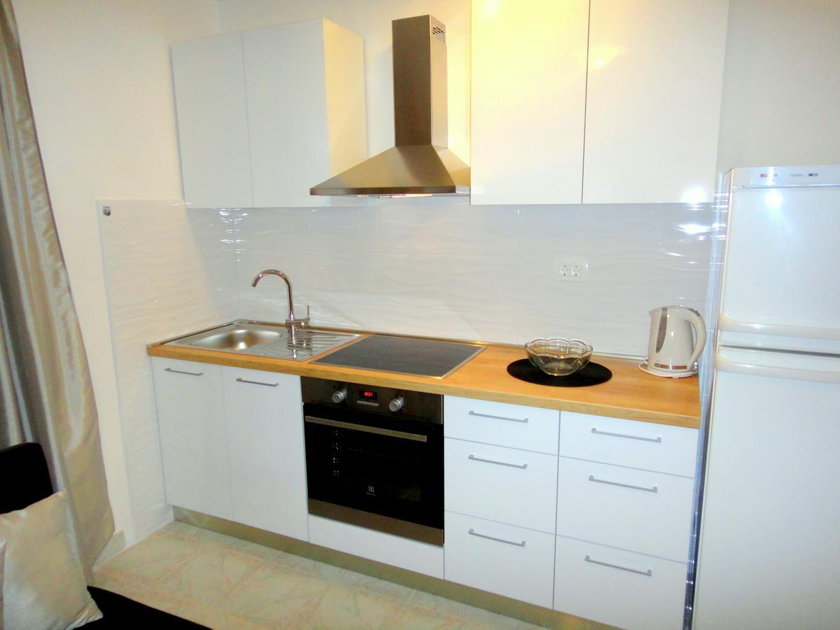 Apartments Blu Mare Sevid ภายนอก รูปภาพ